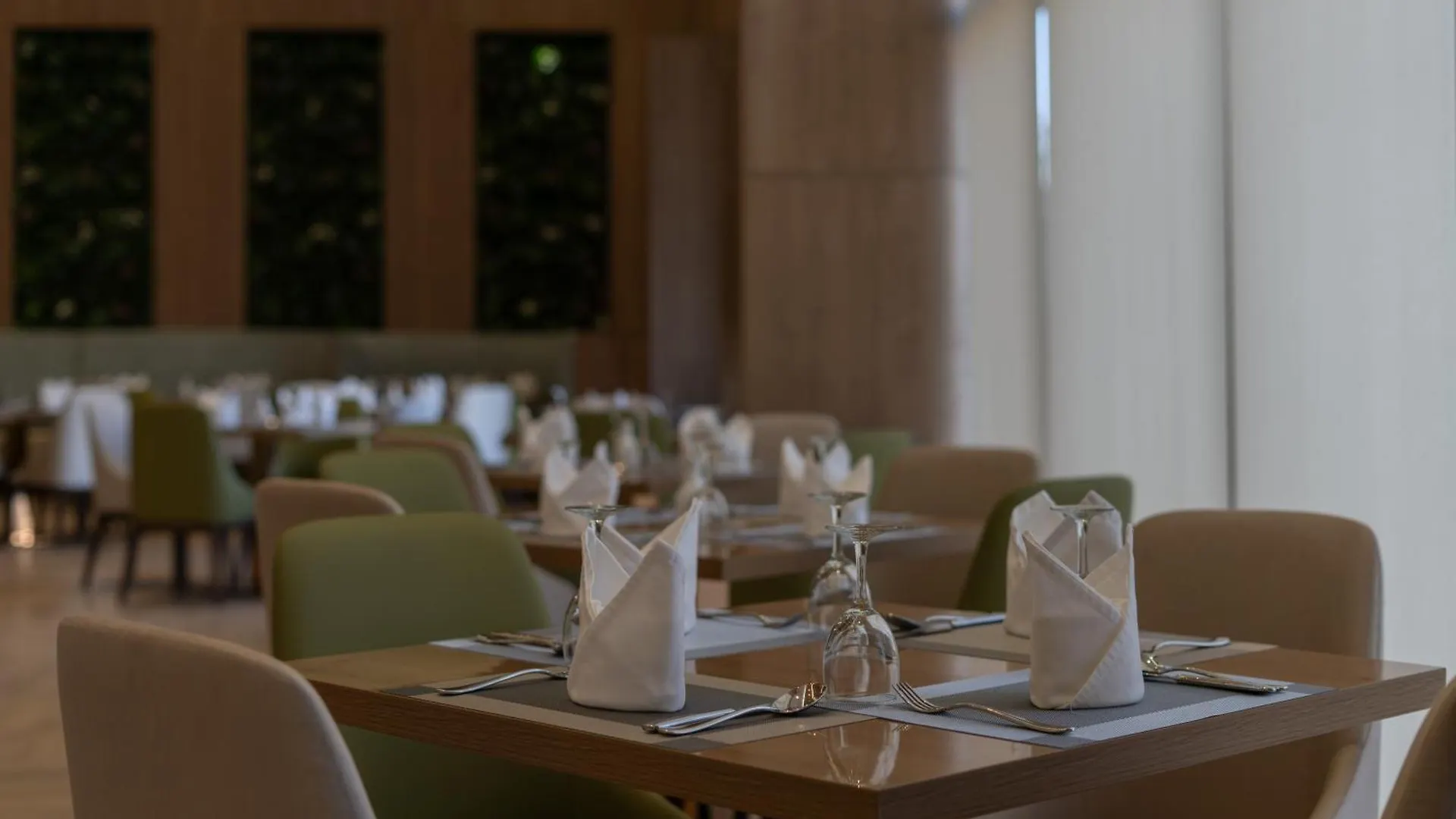 Casa Diora Hotel Al Rawdah 4*, 제다